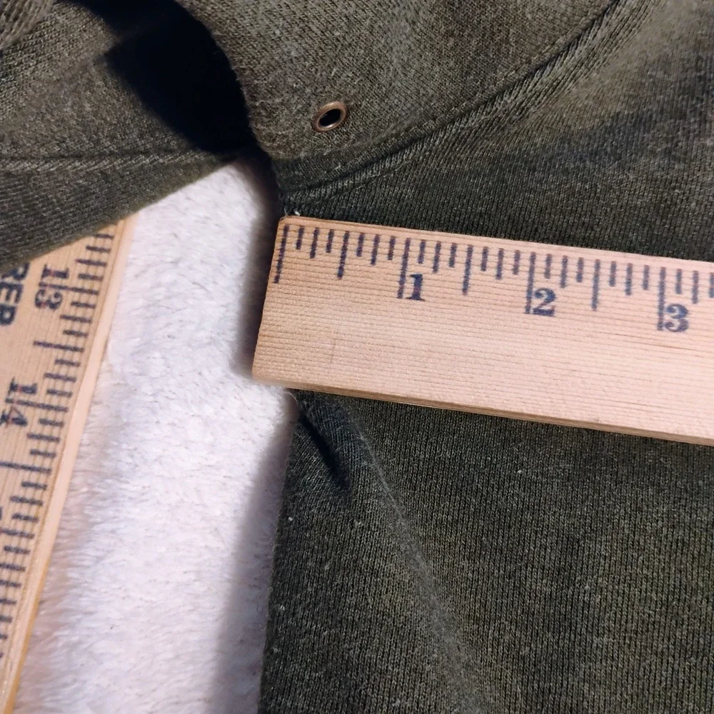 St Johns Bay Pullover Knit Sweater Mens Large Olive Green Crewneck Long Sleeve